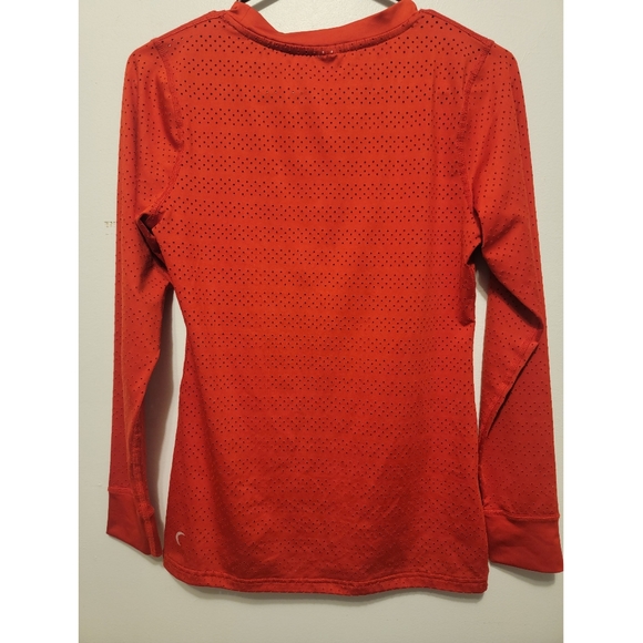 Zyia Red Chill long sleeve size medium - Picture 3 of 5